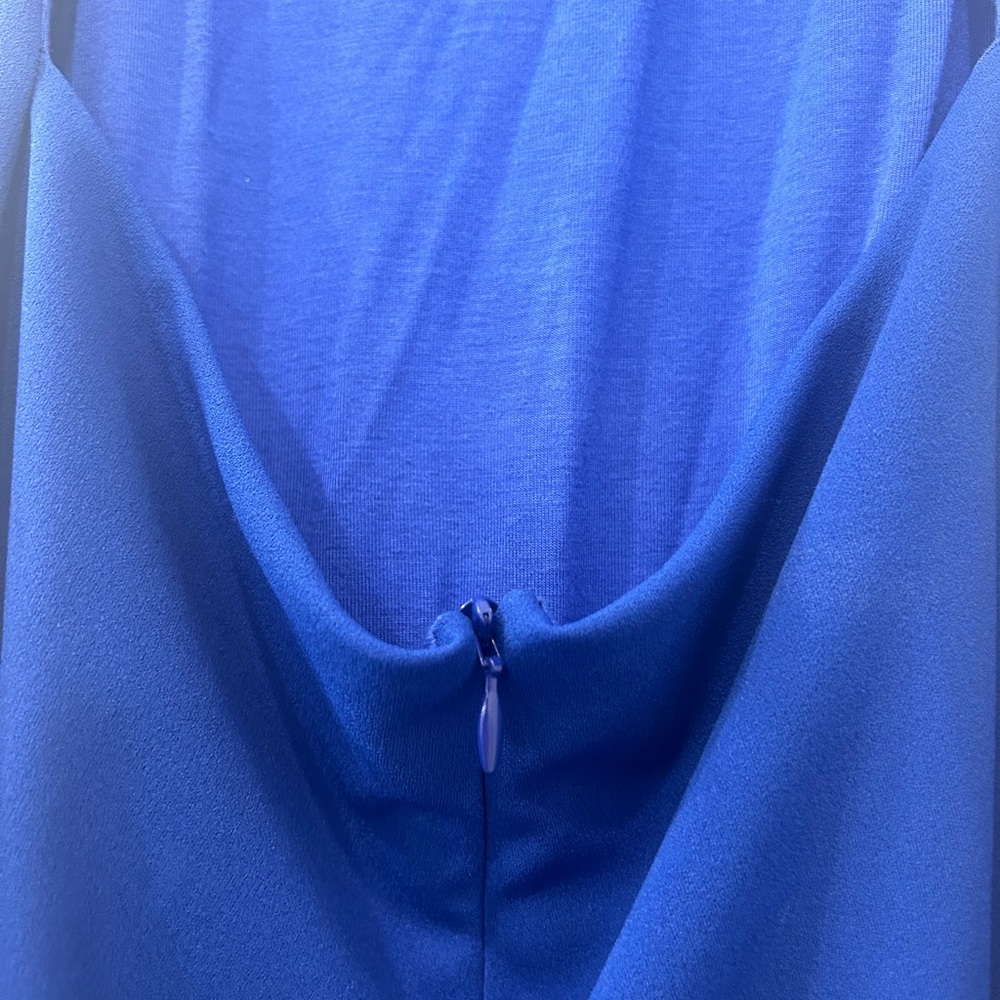 SMALL SOLEMIO LOS ANGELES BLUE CUT OUT DRESS - Picture 7 of 8